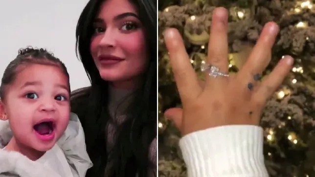 A filha de Kylie Jenner, Stormi, com o anel de diamantes dado de presente de Natal a ela por sua mãe (Foto: Instagram)