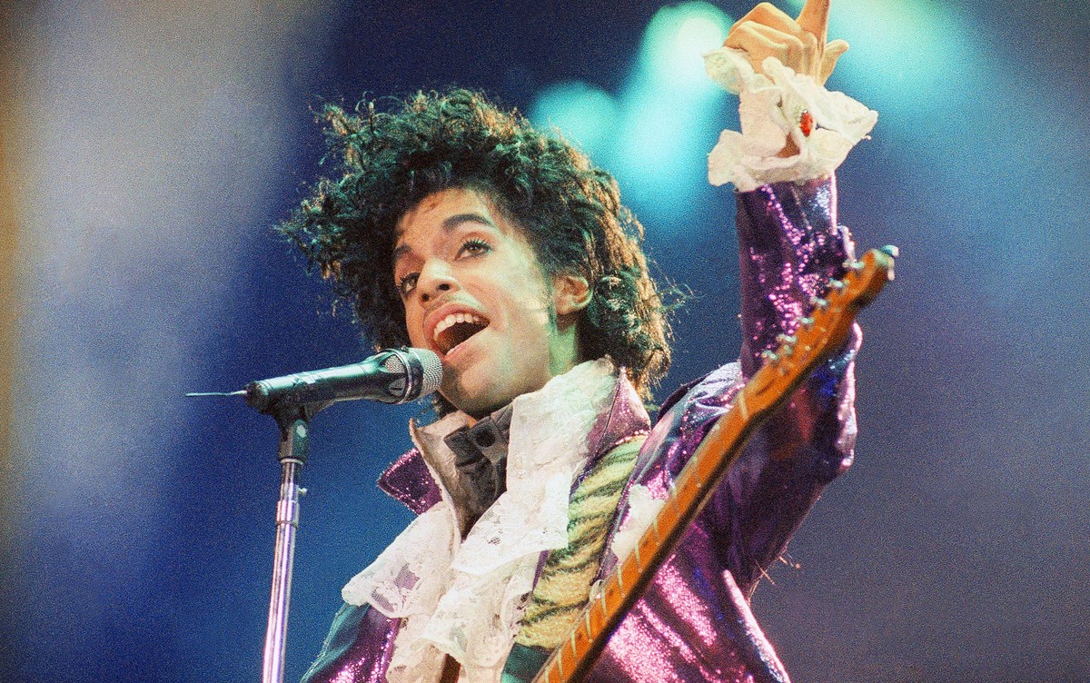 Gravadora de Prince lança álbum póstumo por seu 60º aniversário