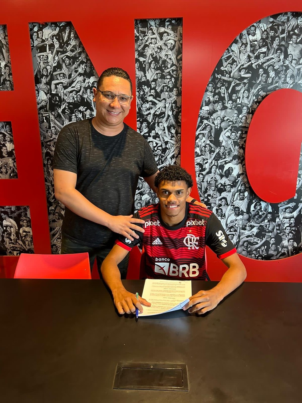 Maurício Isla revela conversa com Vidal sobre o Flamengo FlaResenha