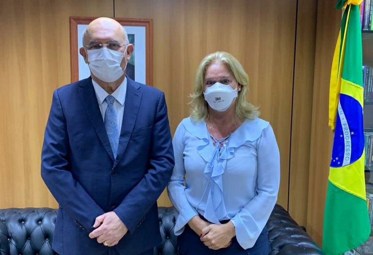 Nova presidente da Capes coordena curso de mestrado que tirou nota 2 e foi descredenciado pela própria Capes em 2017