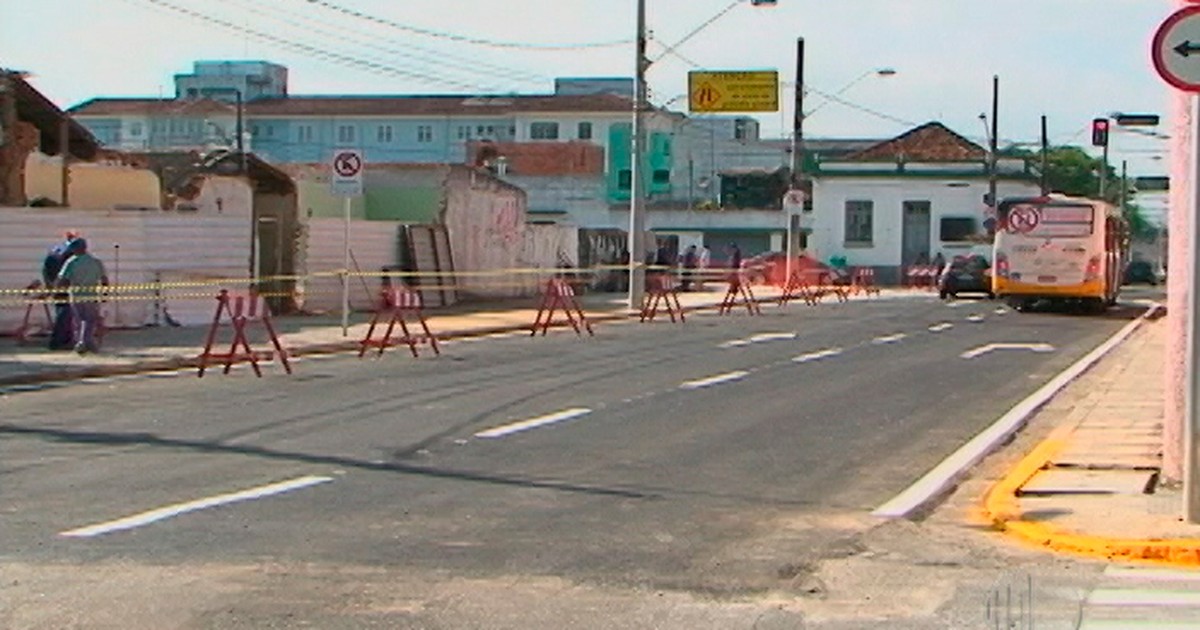 Canteiro central da rua Olegário Paiva, em Mogi, é aberto para mudanças de  trânsito na região do Shangai, Mogi das Cruzes e Suzano