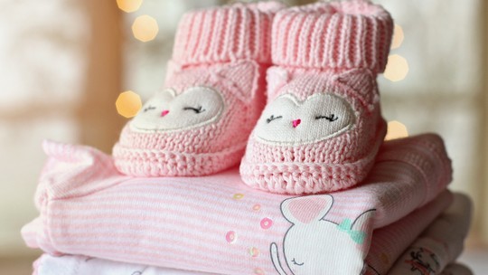 Looks de bebê em promoção: confira roupas, sapatos e acessórios infantis por menos de R$ 99