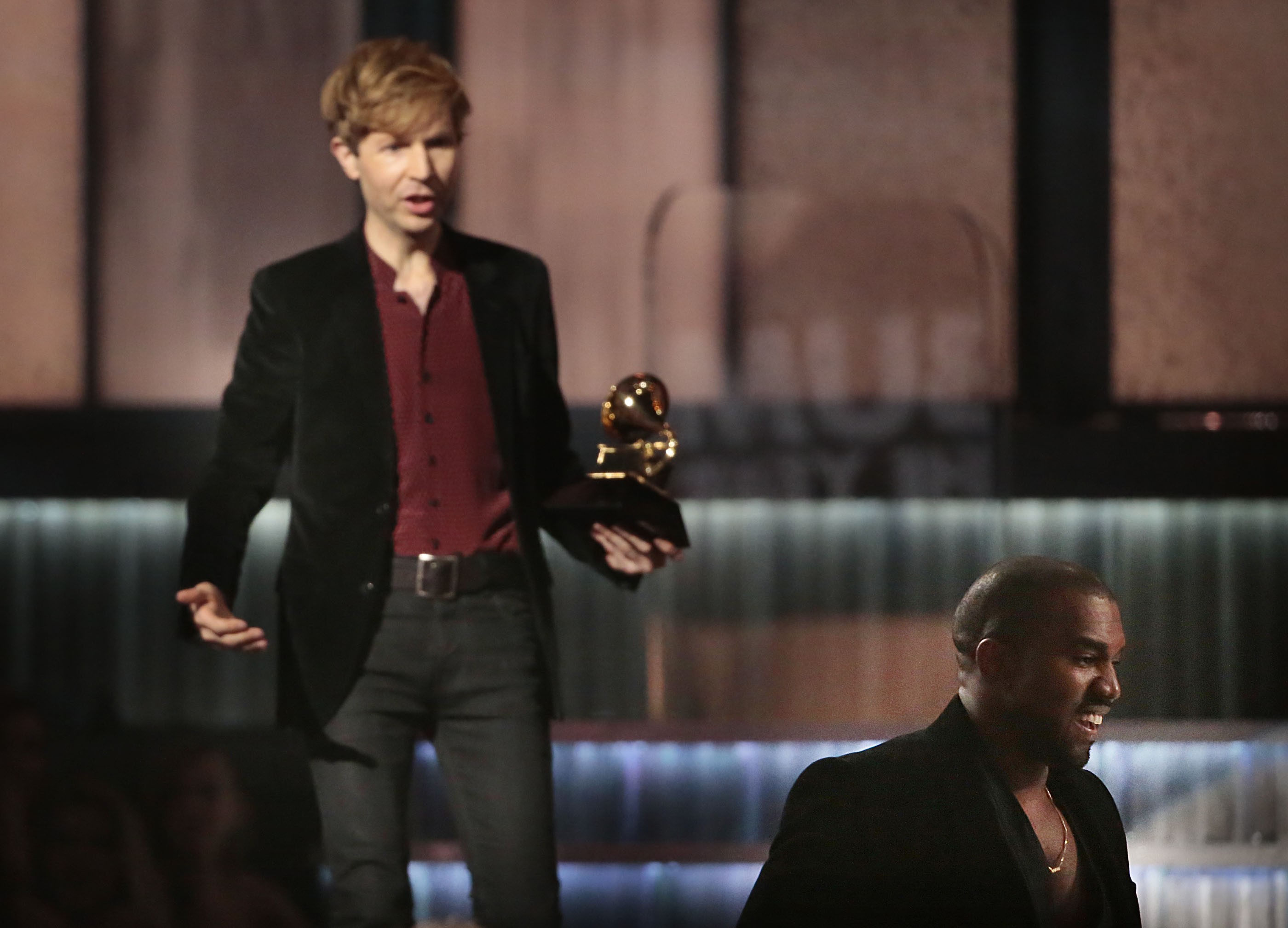 Kanye West evita contato após convite de Beck após o cantor ganhar o prêmio de álbum do ano (Foto: Robert Gauthier/Los Angeles Times via Getty Images)