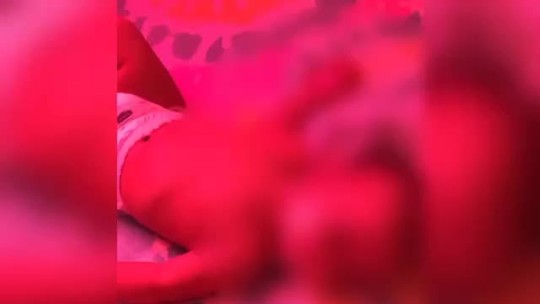Jovem suspeita de colar fita adesiva para tapar a boca da filha de 6 meses morre em MT  - Programa: G1 MT 