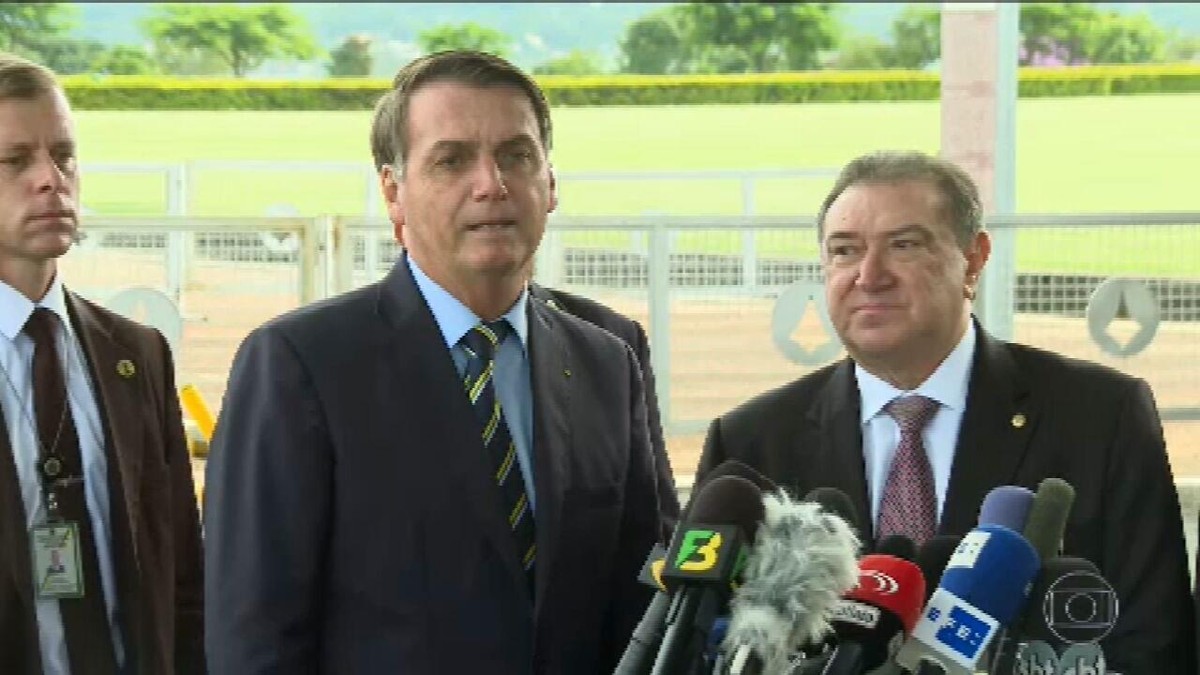 Bolsonaro diz que incluir governadores no Conselho da Amazônia 'não resolve nada' thumbnail