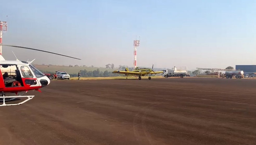 Defesa Civil e Bombeiros instalam base para combate a incêndio na região de São João da Boa Vista — Foto: Defesa Civil do Estado de São Paulo