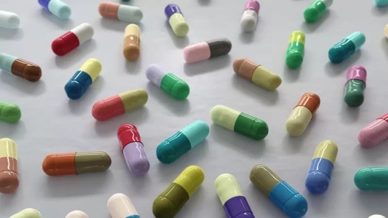 Consumidor pode tomar algumas medidas caso encontre algum medicamento em falta na farmácia (Foto: Getty Images via BBC News)