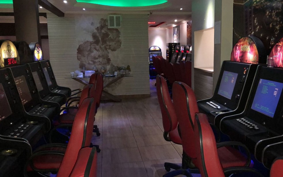 Máquinas caça-níqueis em bingo descoberto em ação do MP com a Polícia Militar (Foto: Divulgação/MPSP)