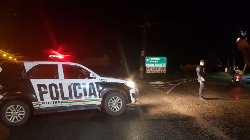 Criminosos detonaram explosivos contra torres de energia na Grande Fortaleza durante a noite de segunda-feira (1Âº) â Foto: Rafaela Duarte/Sistema Verdes Mares