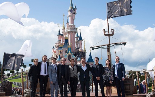 Première de 'Piratas do Caribe' reúne famosos na Disney de Paris
