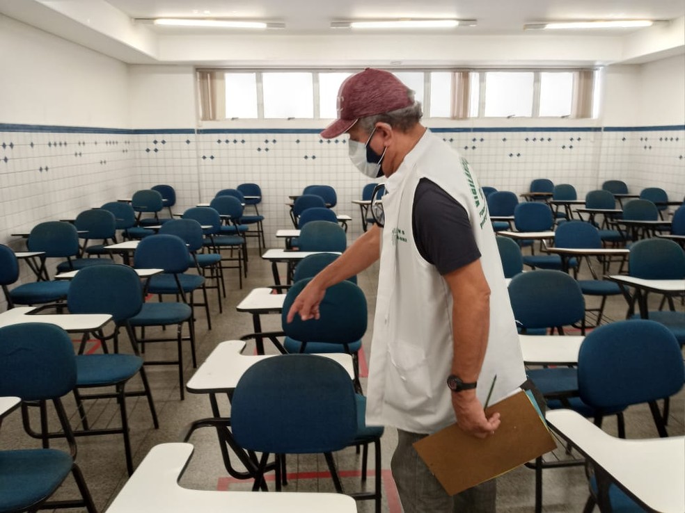 Vigilância sanitária começa fiscalização em escolas que devem ter turmas presenciais, em Teresina — Foto: Fundação Municipal de Saúde
