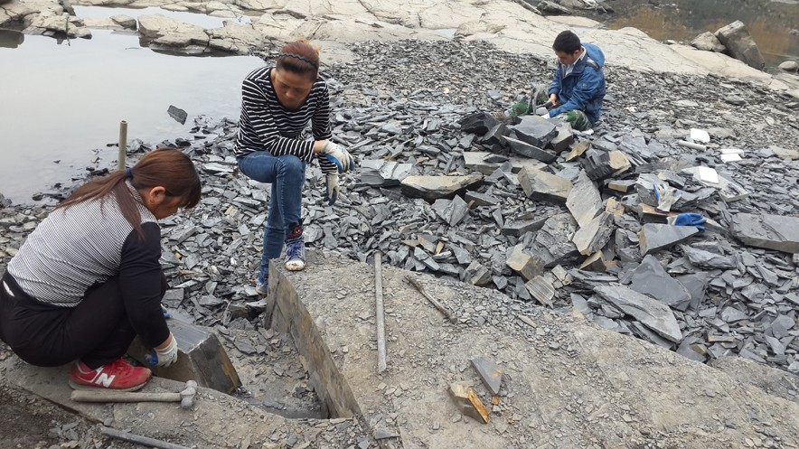 EscavaÃ§Ãµes prÃ³ximas ao rio Danshui, em Hubei, China (Foto: American Association For The Advanced of Science (AAS) / Dongjing Fu)
