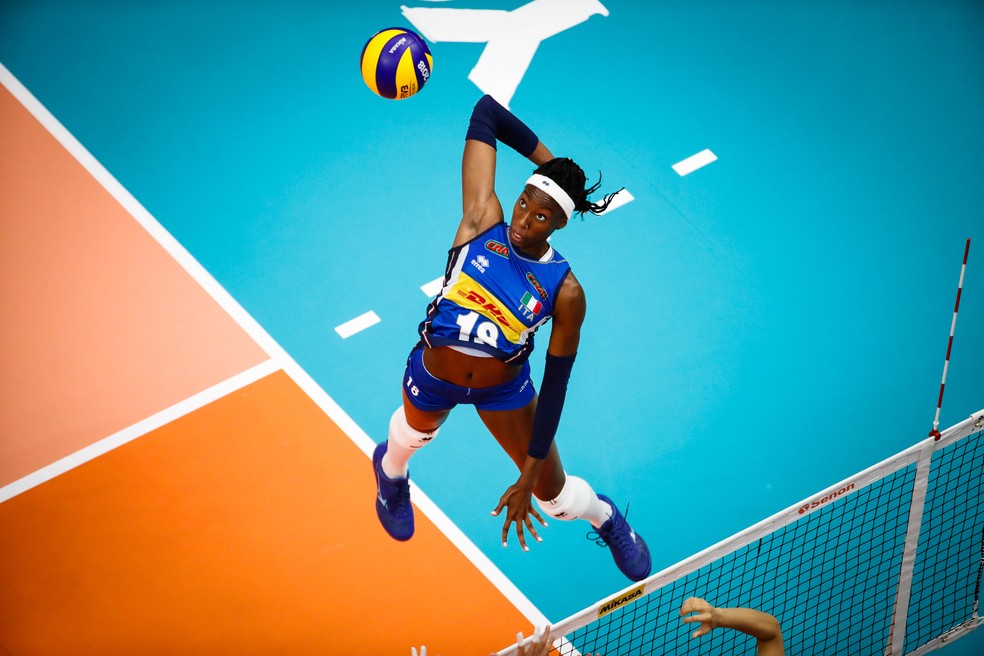 Paola Egonu garantiu a It&aacute;lia na final do Mundial &mdash; Foto: Divulga&ccedil;&atilde;o/FIVB