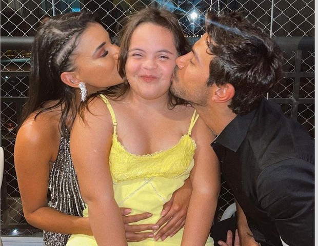 Jakelyne Oliveira, Mariano e Geovanna (Foto: Reprodução do Instagram)