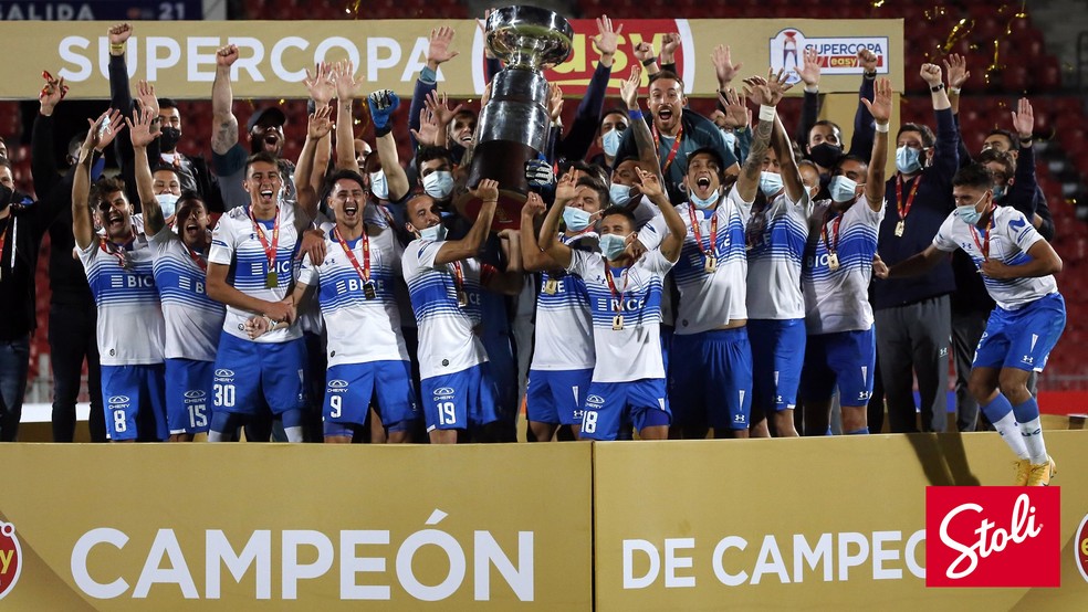 Universidad Católica conquistou as últimas quatro edições do Campeonato Chileno — Foto: Divulgação