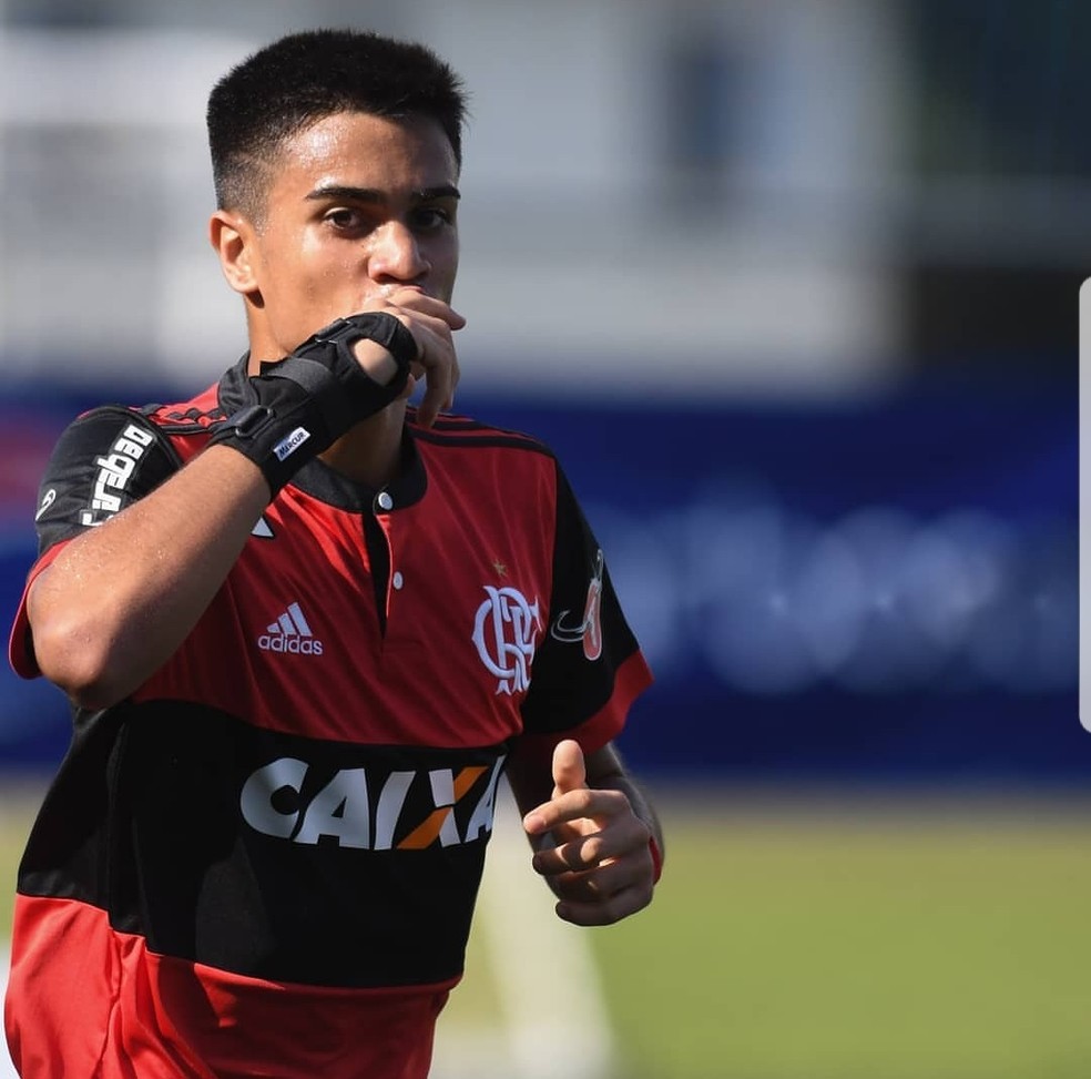 Reinier comemora gol pelo Flamengo: jogador deve chegar aos profissionais em 2019 &mdash; Foto: Divulga&ccedil;&atilde;o Flamengo