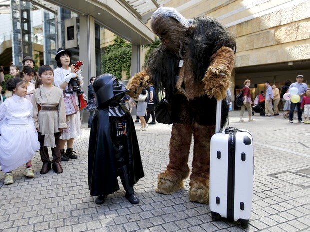 Fãs de Star Wars no Dia de Star Wars no Japão (Foto: Toru Hanai/Reuters)