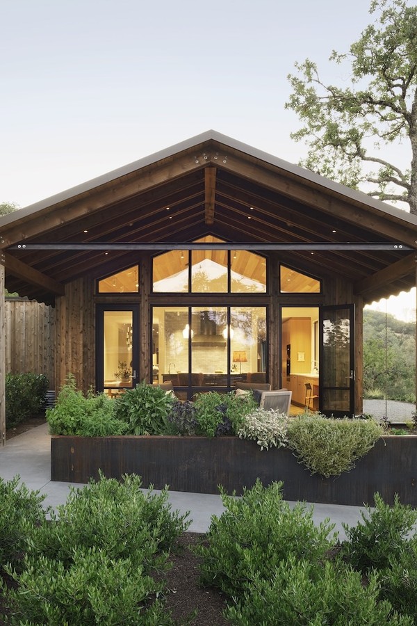 Casa de campo tem conexão intensa com a natureza - Casa Vogue | Casas