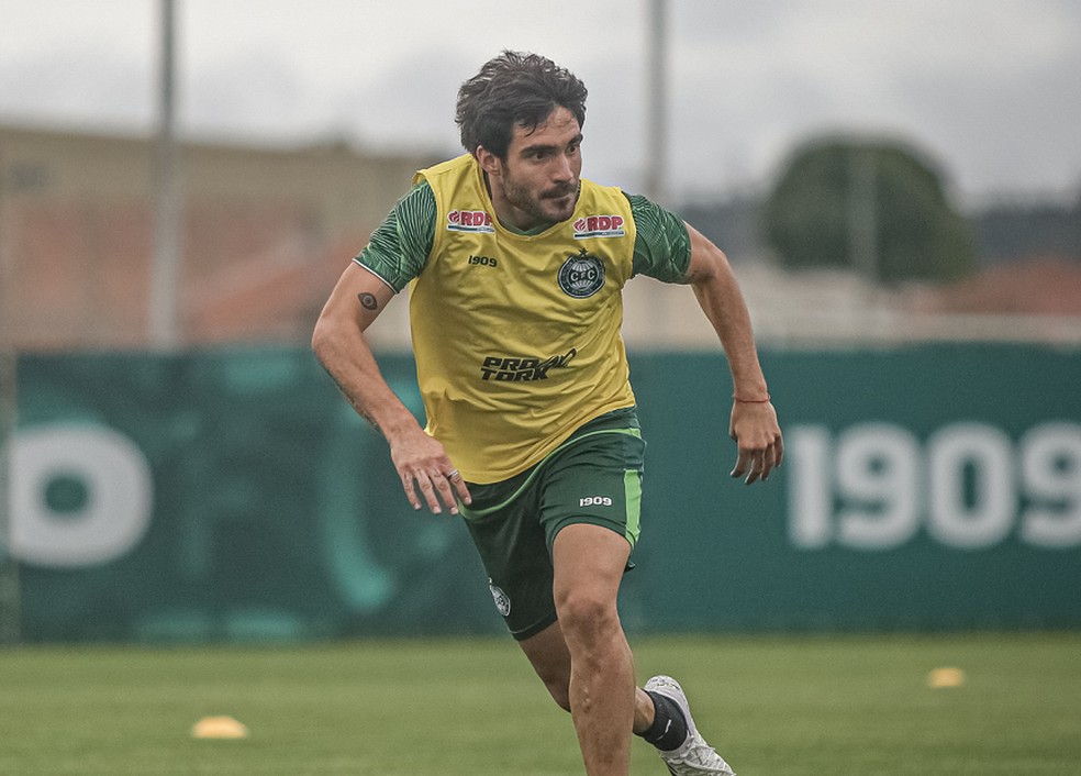 Cerutti em treino do Coxa — Foto: Divulgação/Coritiba/Arquivo