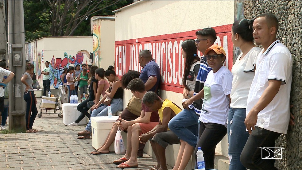 Mais de 20% dos inscritos no ENEM faltaram no 1Âº dia de prova no MaranhÃ£o â€” Foto: ReproduÃ§Ã£o/TV Mirante
