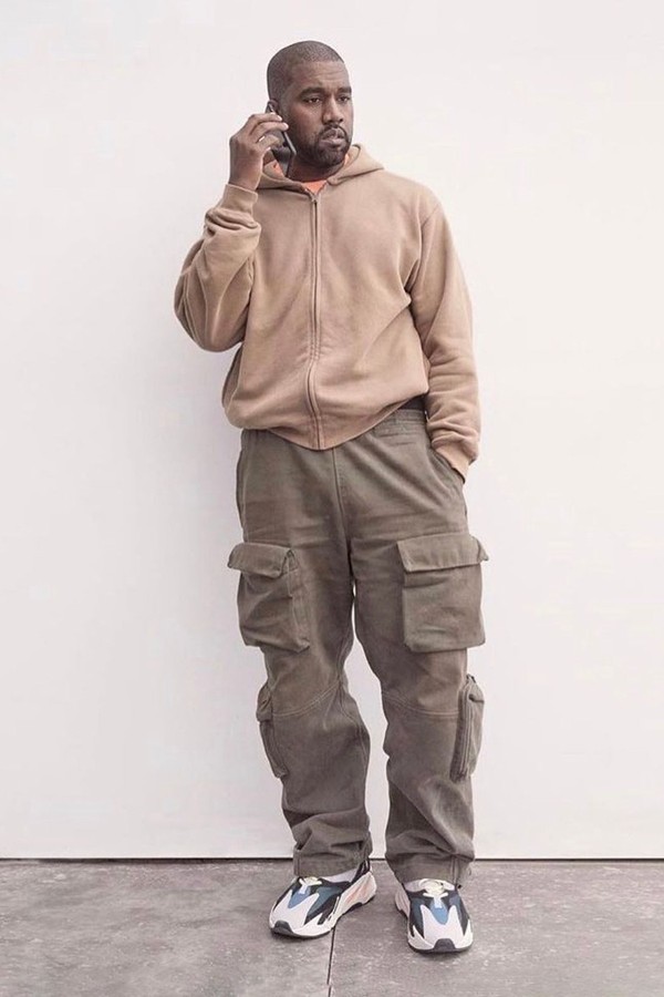 Kanye West vestindo seus produtos da Yeezy (Foto: Instagram/Reprodução - Original @yeezymafia)