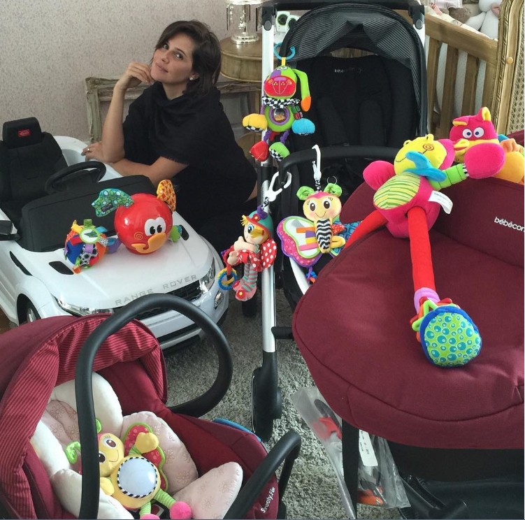 Deborah Secco e os preparativos do enxoval  (Foto: Reprodução/Instagram)