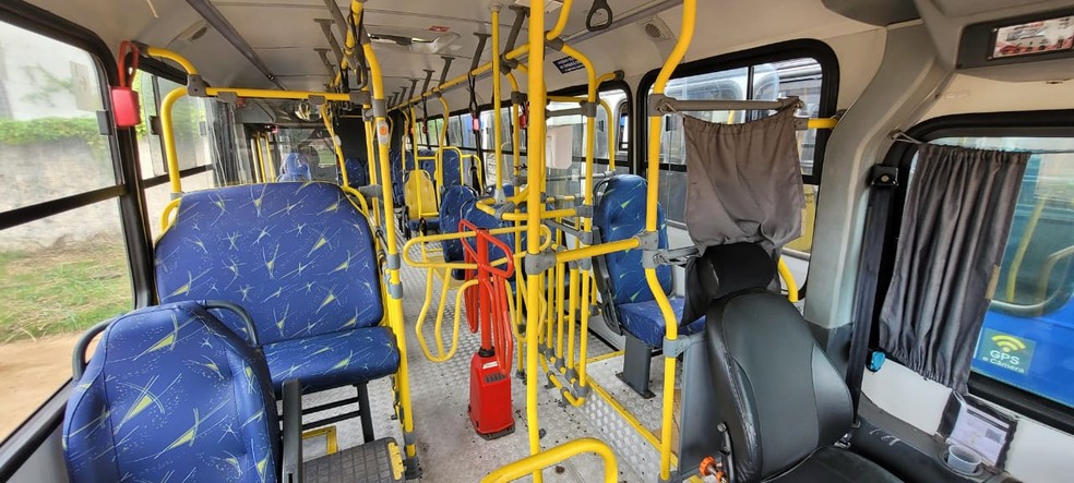 Ônibus são usados, mas segundo RBTrans estão em bom estado — Foto: Arquivo/RBTrans 