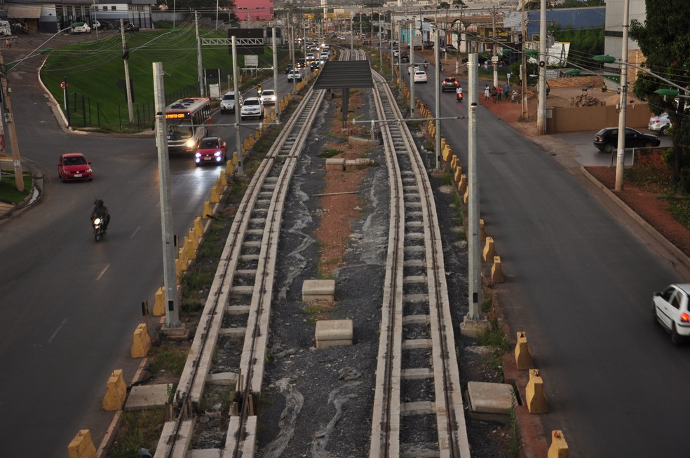 Na Avenida da Feb — Foto: André Souza/ G1