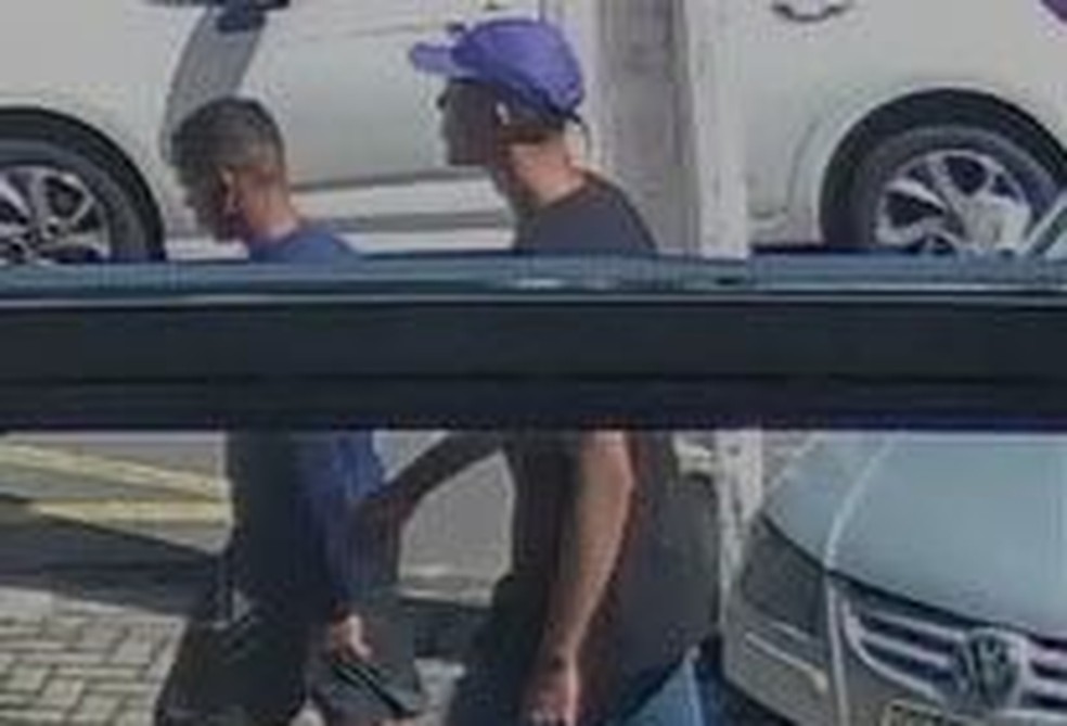 Polícia divulgou imagens de suspeitos. — Foto: Cedida