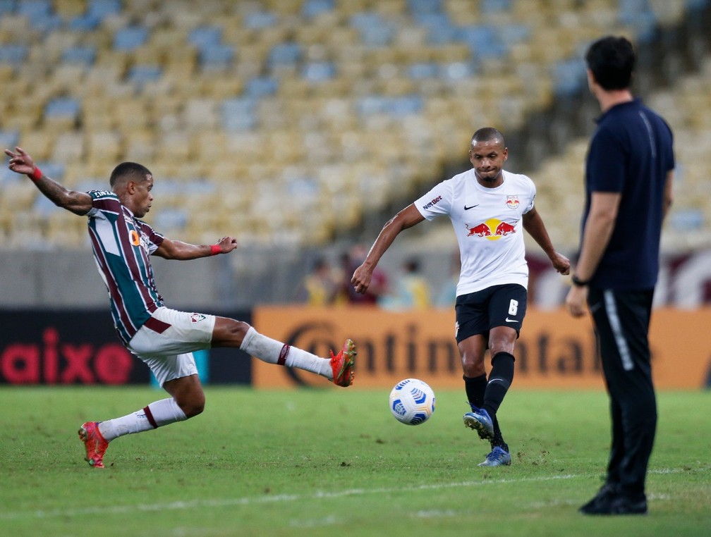 Analise Bragantino Sente Falta De Claudinho Comete Deslizes E Tem Atuacao Ruim Contra O Fluminense Bragantino Ge