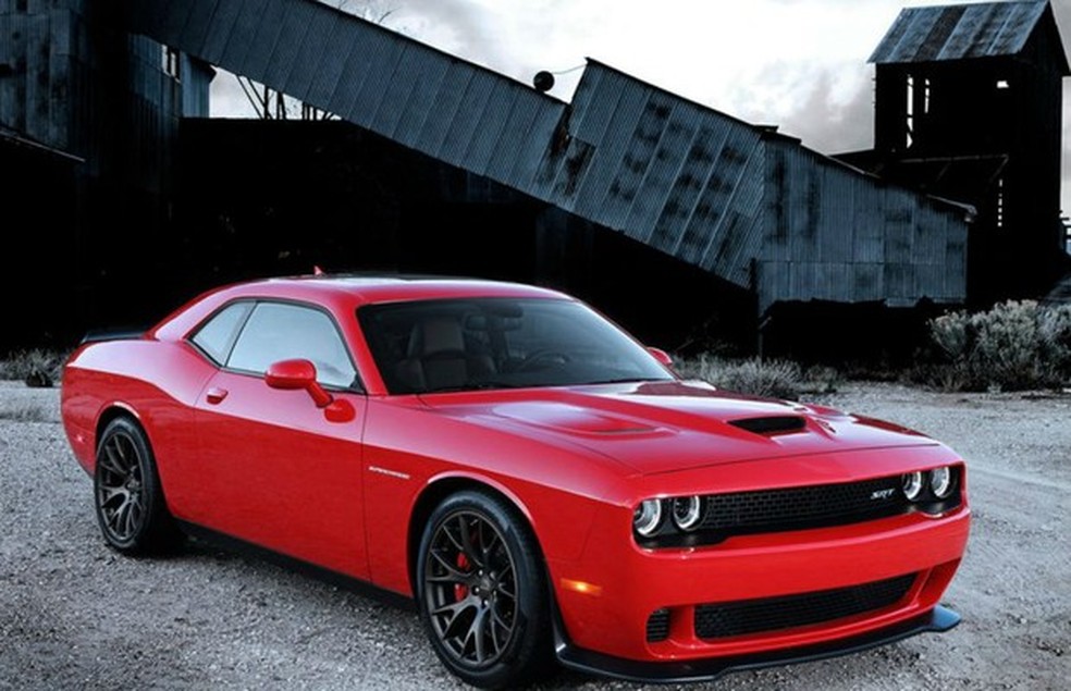 Dodge restringe novos pedidos para o Challenger Hellcat | Carros |  autoesporte