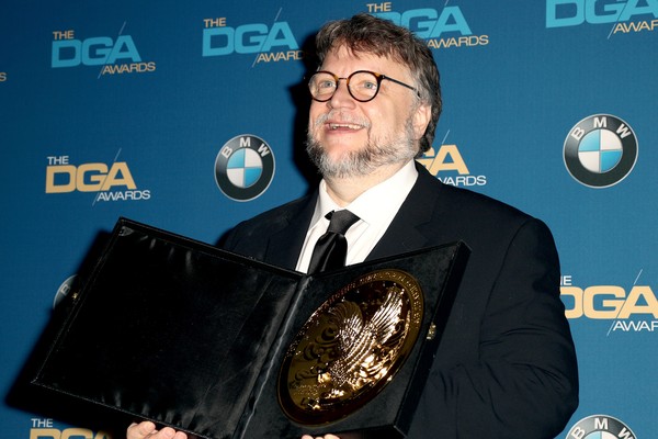 Guillermo Del Toro recebe prêmio do Sindicato de Diretores dos Estados Unidos por A Forma da Água (2018) (Foto: Getty Images)