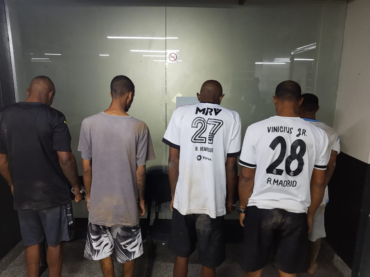 Cinco homens são presos após tiroteio em Campos dos Goytacazes, RJ