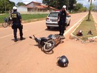 Motociclista sofre queda após desviar de carro em avenida de Guajará, RO
