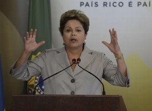 Dilma anuncia investimentos em mobilidade (Foto: Valter Campanato/ Agência Brasil)
