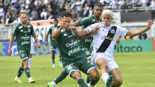 Atlético pega Guarani para não voltar à degola