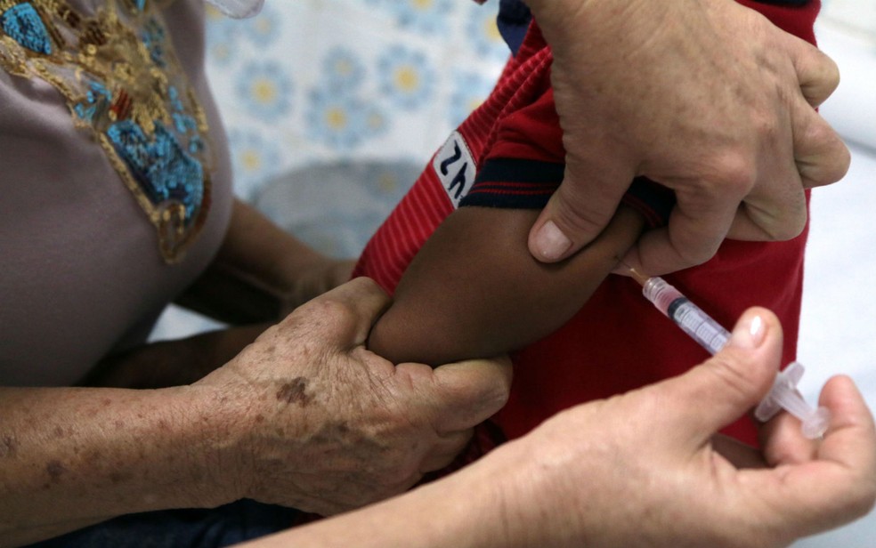 Campanha de vacinaÃ§Ã£o em Salvador (Foto: DivulgaÃ§Ã£o/SMS)
