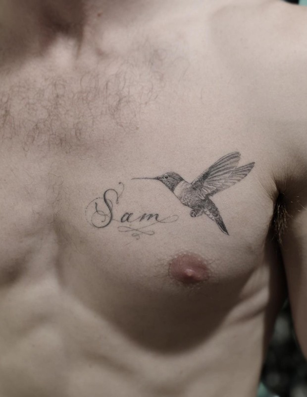 Sam Taylor-Johnson e Aaron Taylor-Johnson fazem tatuagens combinando (Foto: Reprodução/Instagram e Getty Images)