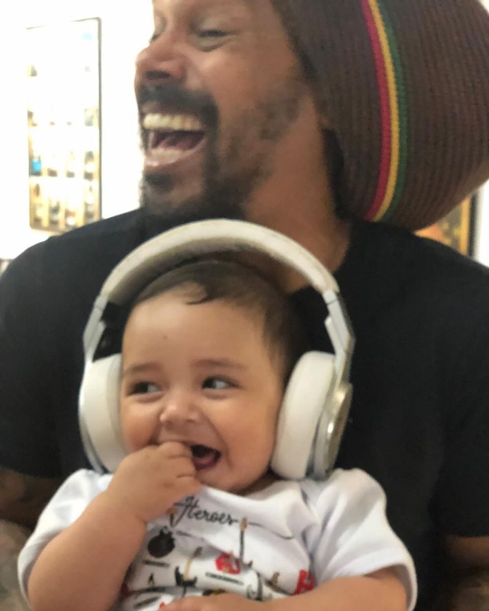 Marcelo Falc&atilde;o conta o que aprendeu com a paternidade &mdash; Foto: Reprodu&ccedil;&atilde;o/Instagram