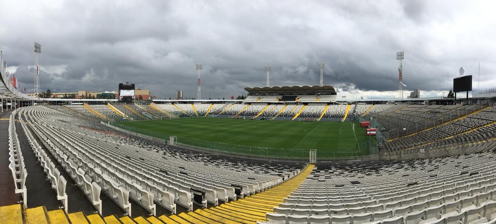 Estádio Monumental, do Colo-Colo, no Chile — Foto: Tossiro Neto