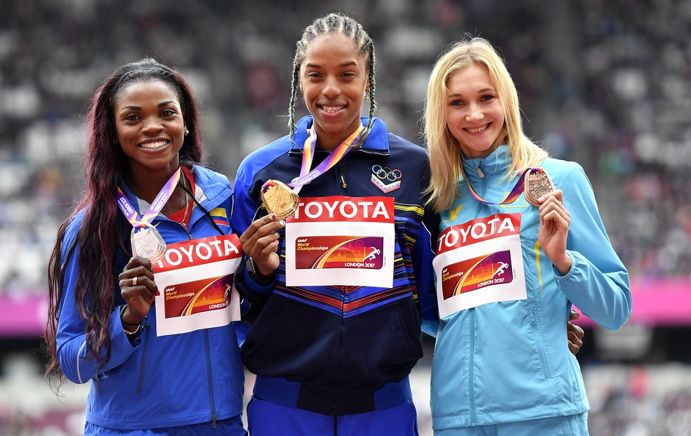 Pódio do salto triplo feminino tem Colêmbia e Venezuela (Foto: AP )