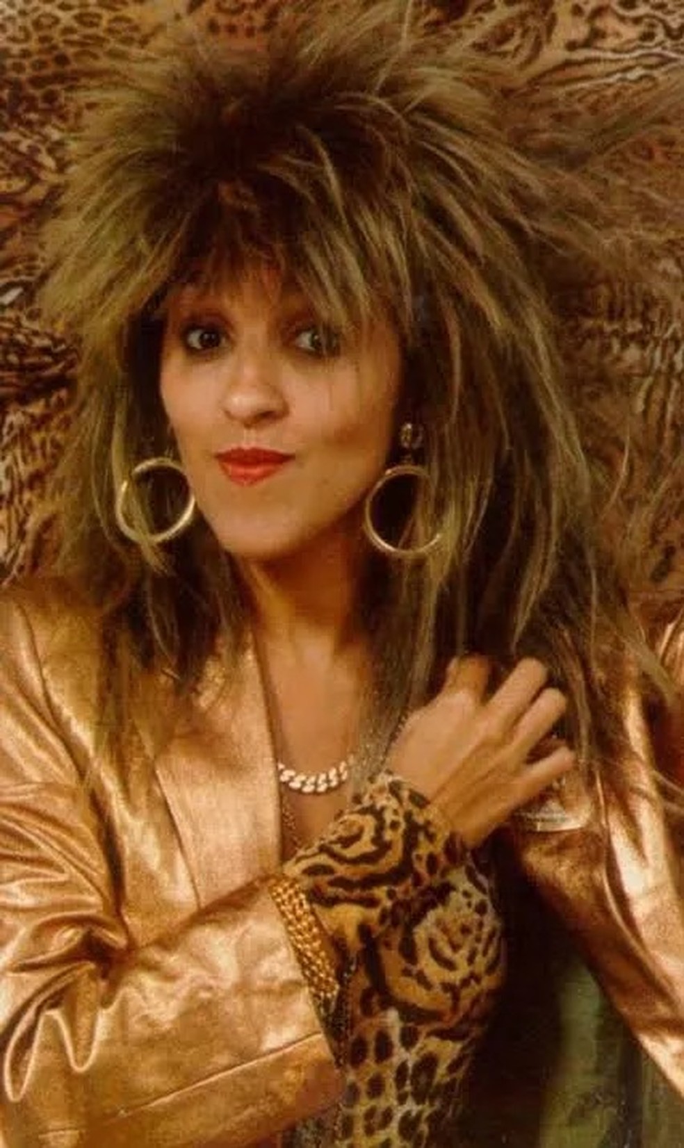 Regina Casé como Tina Pepper — Foto: rep/ instagram