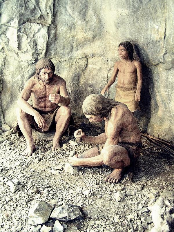 Reprodução de família de Neandertais (Foto: Jaroslav A. Polák/Flickr/Creative Commons)