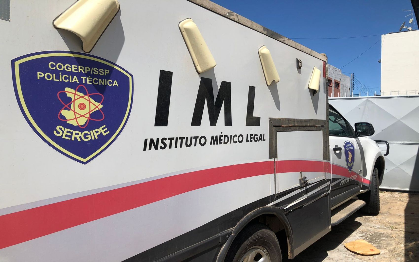 Corpo é encontrado em estado de decomposição em casa na Zona Sul de Aracaju 