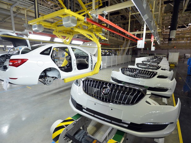 Fábrica em Wuhan vai produzir Buicks para o mercado dos EUA (Foto: STR/AFP)