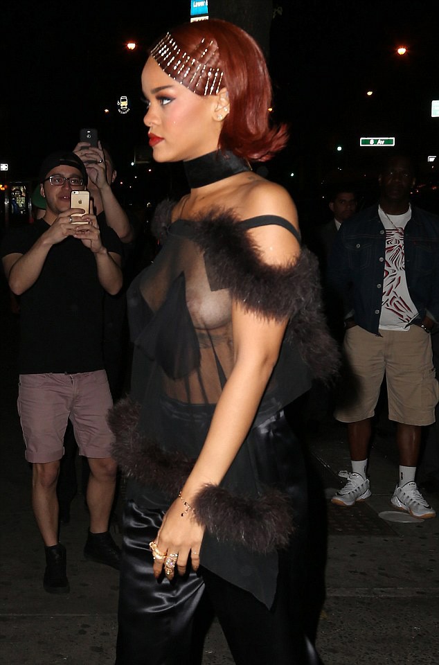 Rihanna  (Foto: Splash News / AKM-GSI)