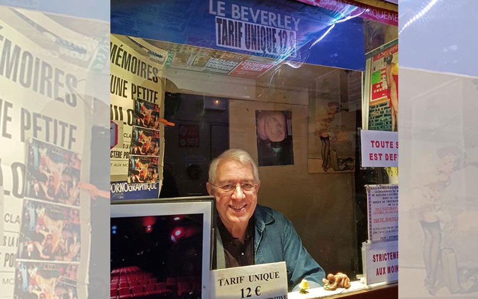 Maurice Laroche, dono no Beverley, da entrada do cinema: "vou lamentar nÃ£o rever mais meus clientes" â Foto: RFI/Philippe Daguerre