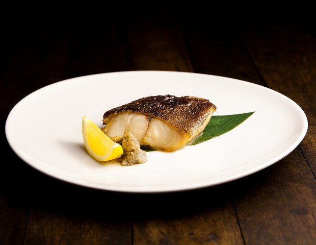 Black Cod na versão do Satay: peixe predileto de Robert De Niro  (Foto: Divulgação/ Rubens Kato)
