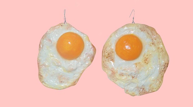 Brincos de ovos (Foto: Divulgação)