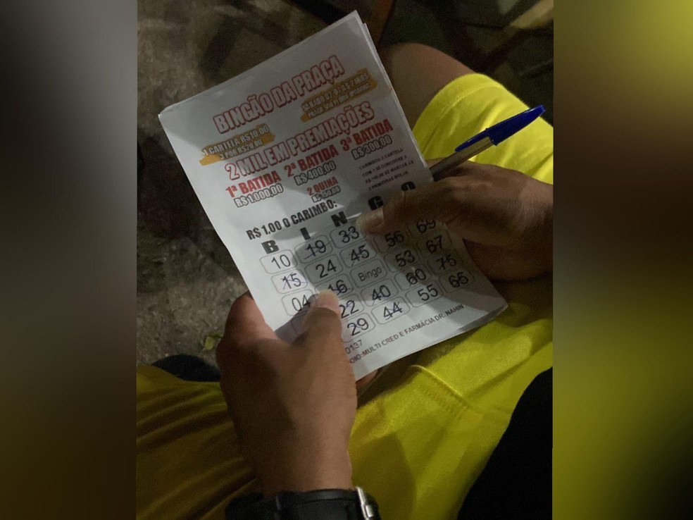 101 pessoas ganharam juntas um prêmio de R$ 1 mil após a pedra 49 ser cantada em bingo — Foto: Arquivo pessoal